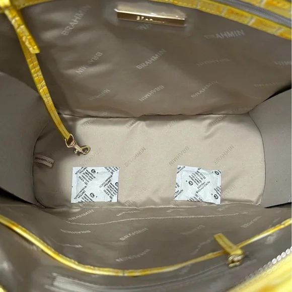 Brahmin Med Asher Buttercup Melbourne Tote & Credit Card Wallet MSRP $390